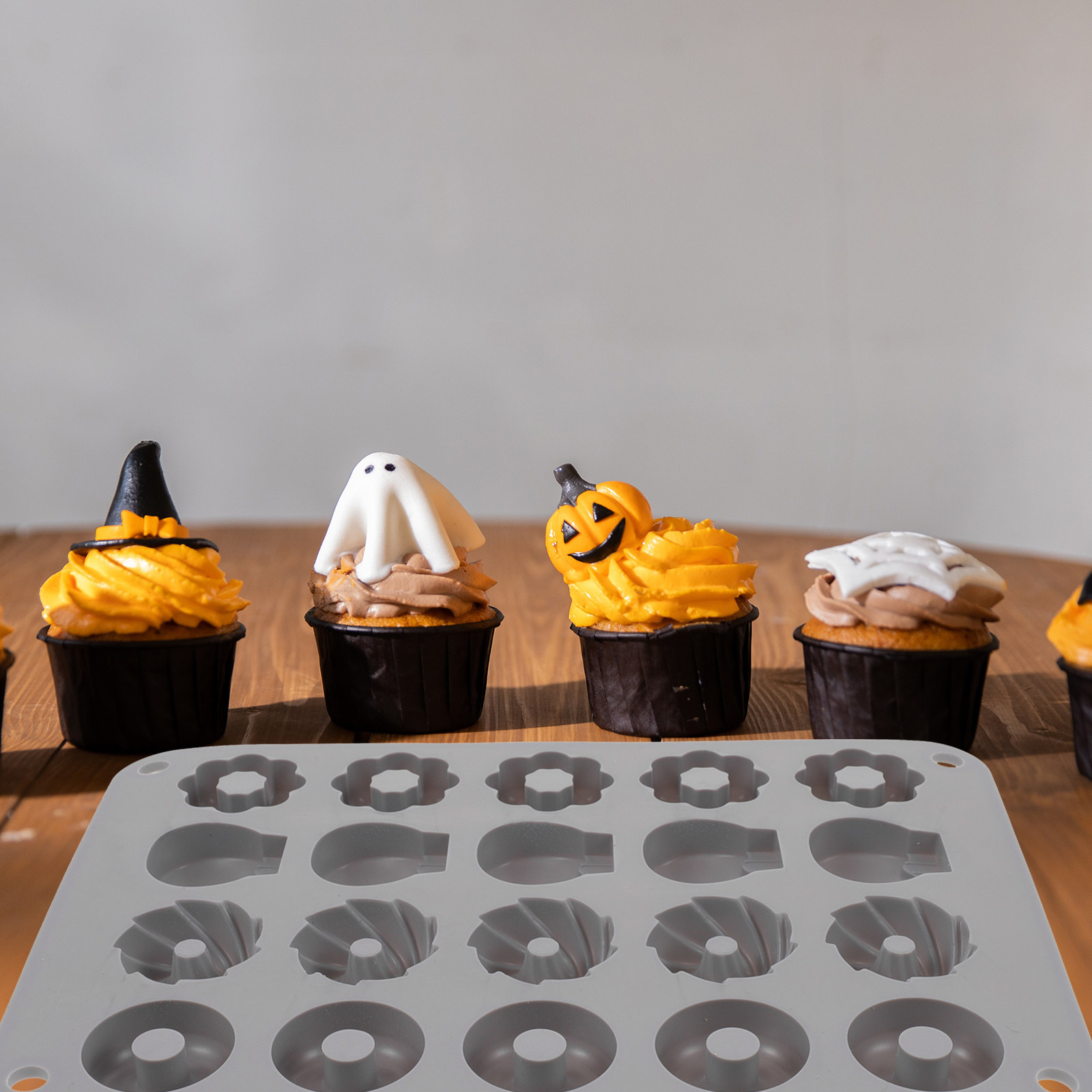 Mini forma silikonowa na pączk – Donut Maker Mini recenzja i cena